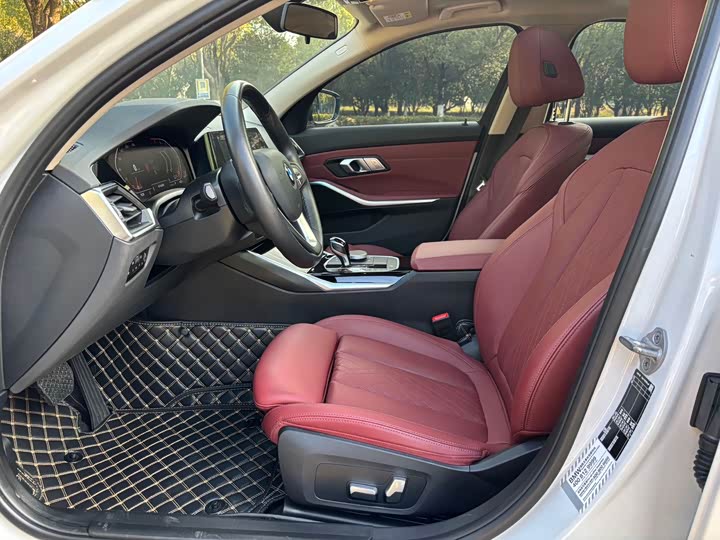 Фото 7 - BMW 3 Series