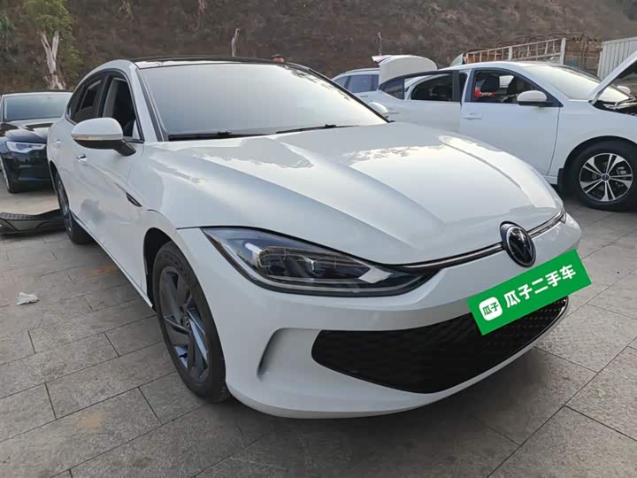 Фото 4 - Volkswagen Lamando L