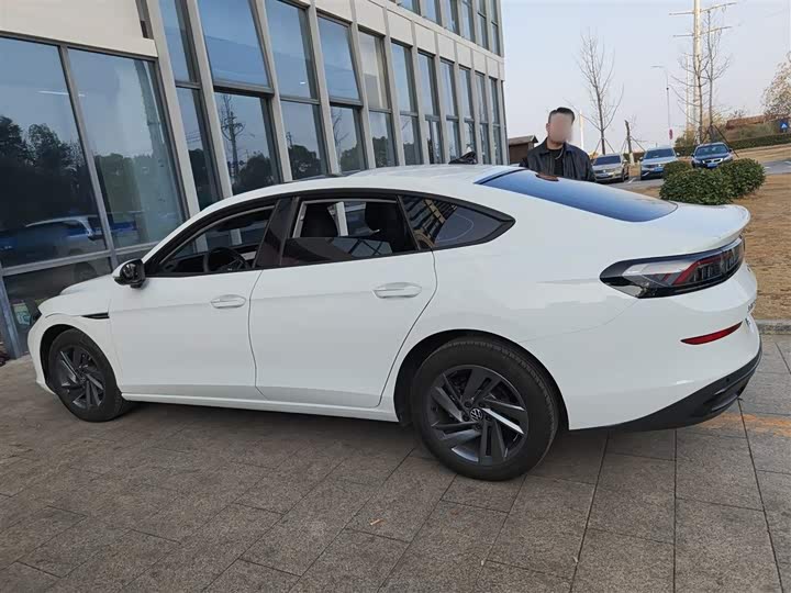 Фото 5 - Volkswagen Lamando L