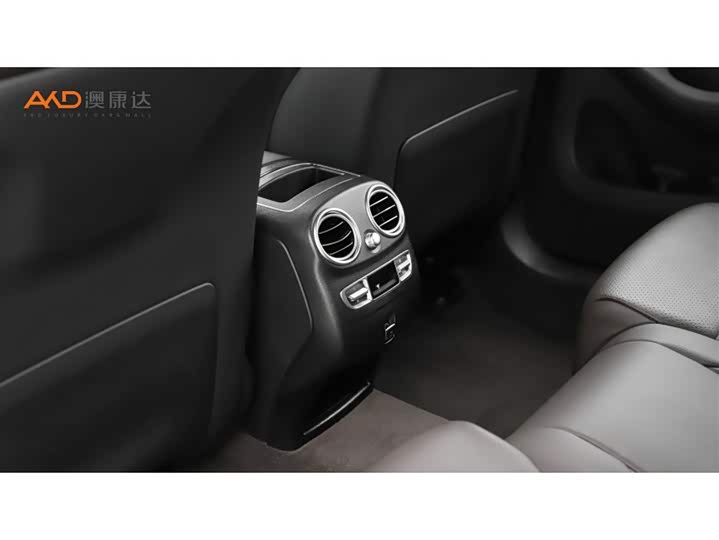 Фото 9 - Mercedes-Benz GLC-Class