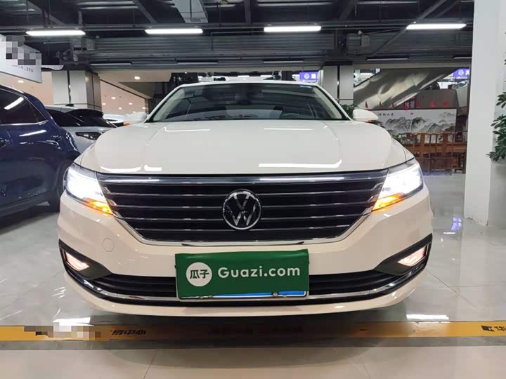 Фото 3 - Volkswagen Lavida