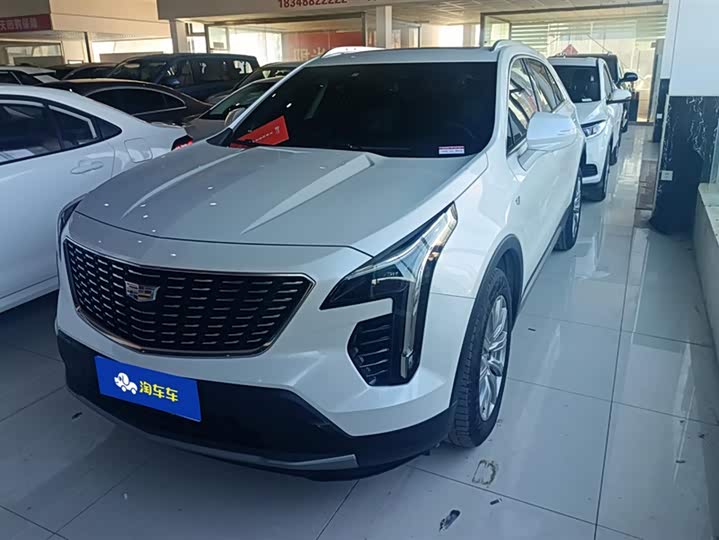 Фото 1 - Cadillac XT4