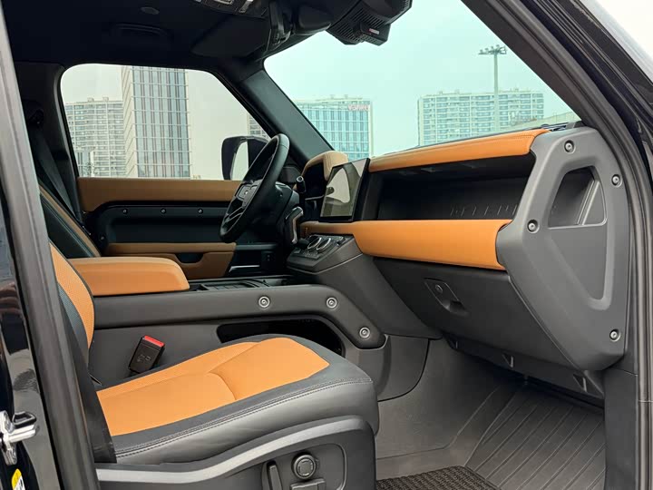 Фото 4 - Land Rover Defender