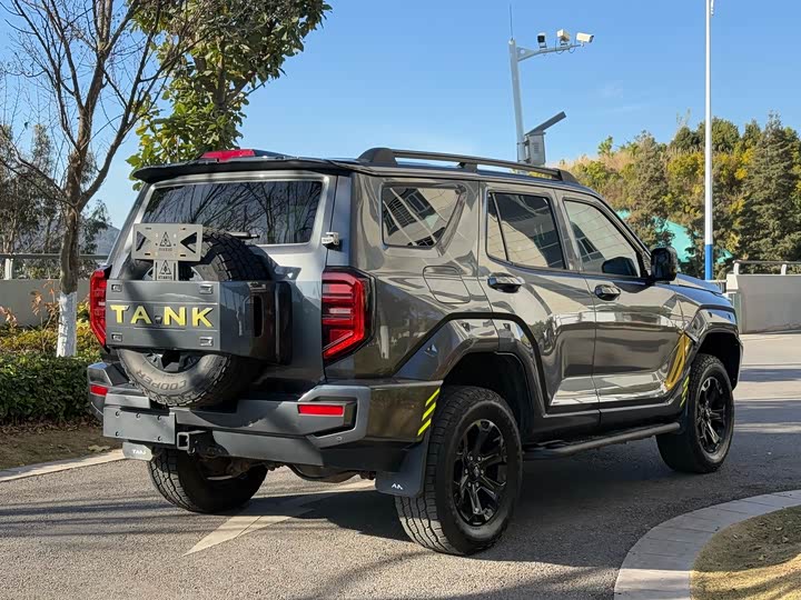 Фото 5 - Tank 400 Hybrid