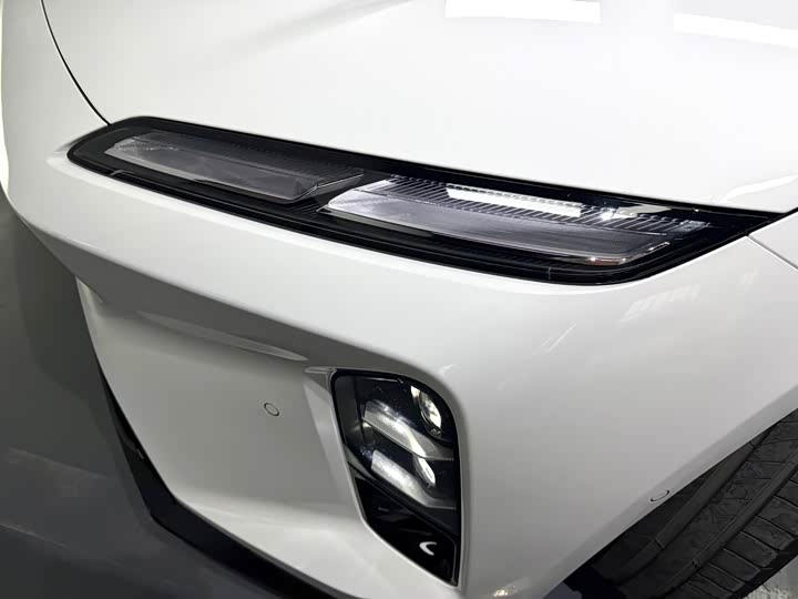 Фото 2 - Nio ET5T