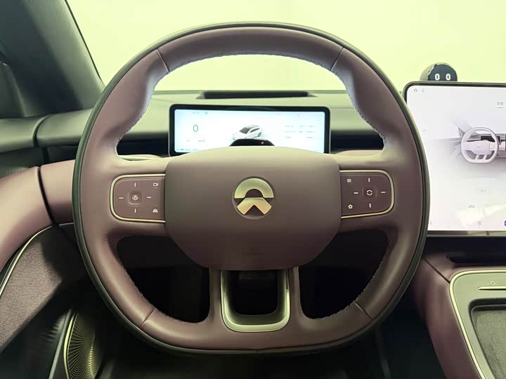 Фото 6 - Nio ET5T