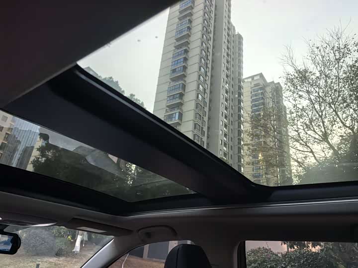 Фото 9 - Toyota Wildlander