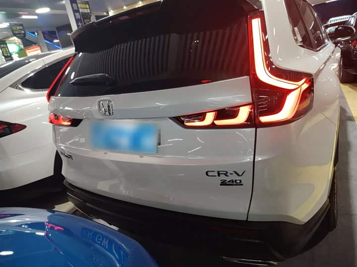 Фото 6 - Honda CR-V