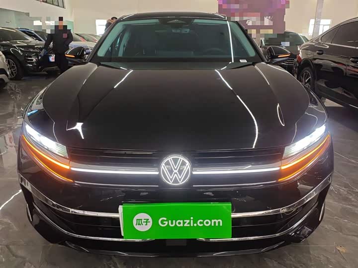 Фото 3 - Volkswagen Magotan