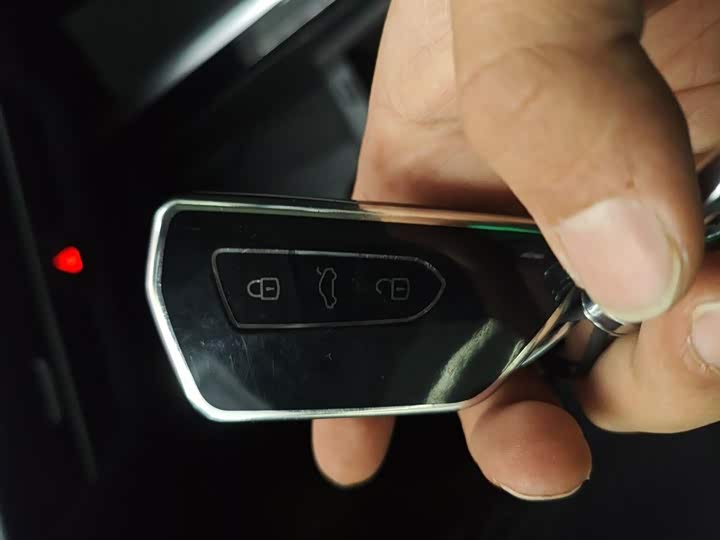 Фото 9 - Volkswagen Magotan