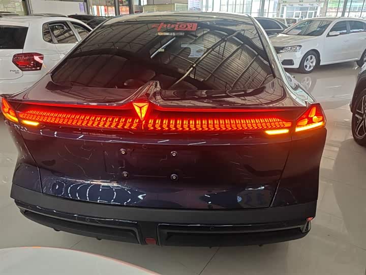 Фото 6 - Changan Deepal SL03