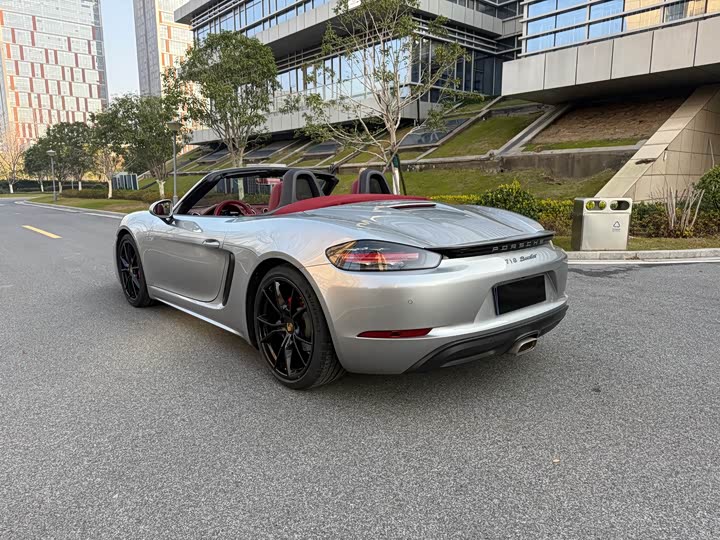 Фото 5 - Porsche 718