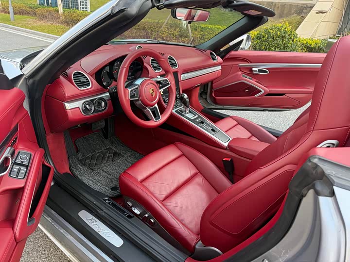 Фото 9 - Porsche 718