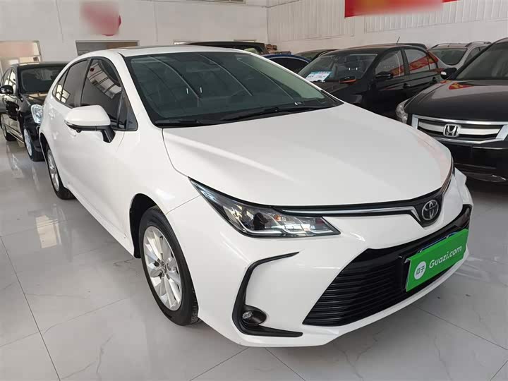 Фото 4 - Toyota Corolla