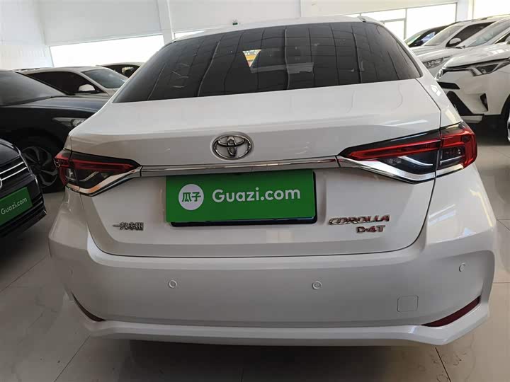 Фото 6 - Toyota Corolla