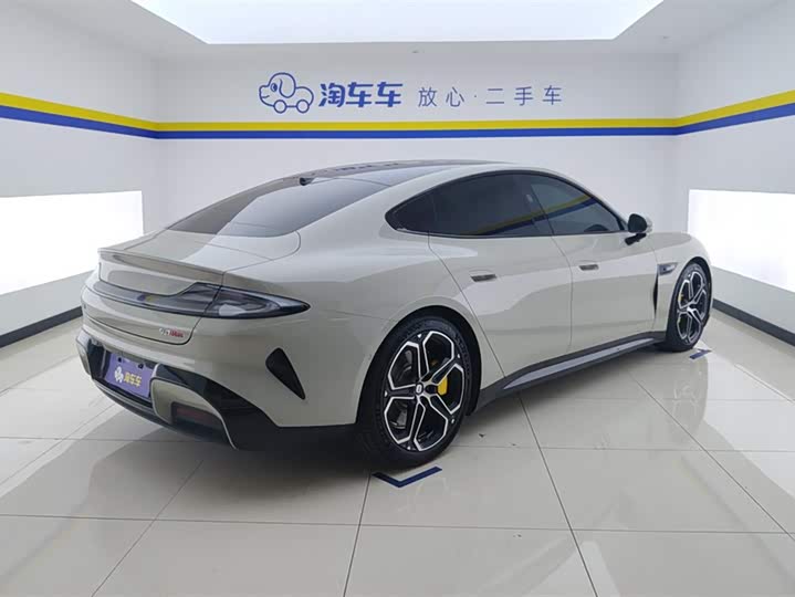 Фото 3 - Xiaomi SU7