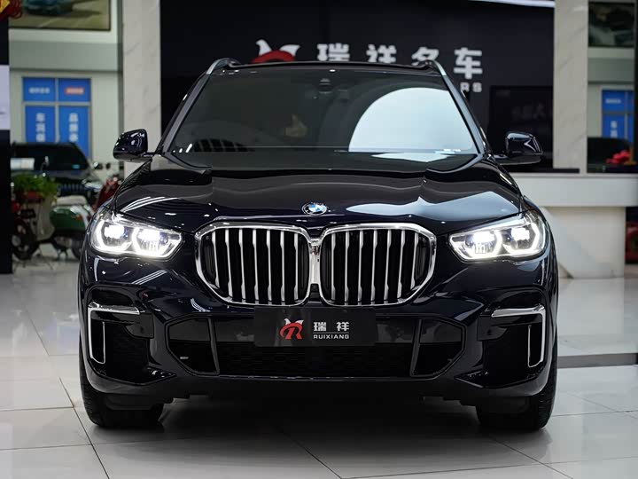 Фото 2 - BMW X5