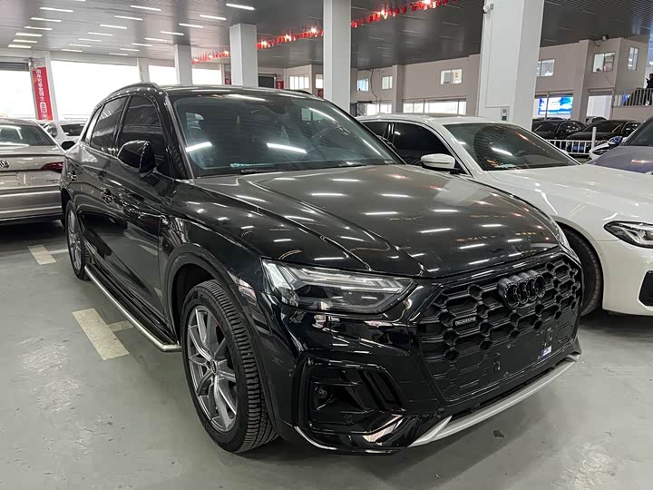 Фото 3 - Audi Q5L