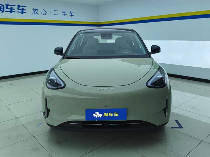 Фото 2 - Geely Galaxy Geome