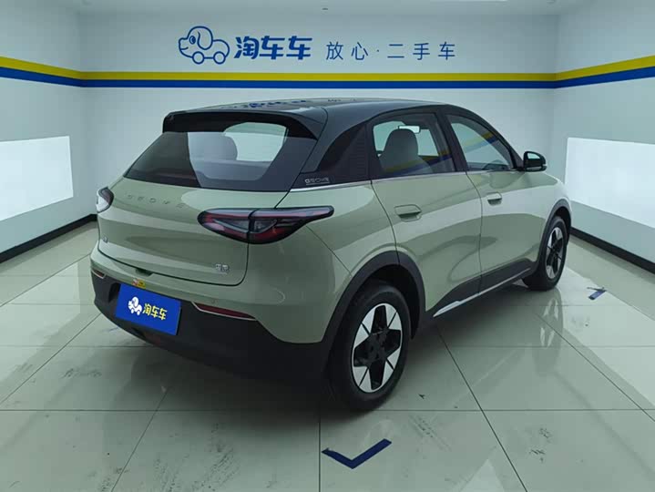 Фото 3 - Geely Galaxy Geome