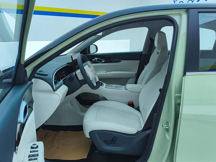 Фото 9 - Geely Galaxy Geome