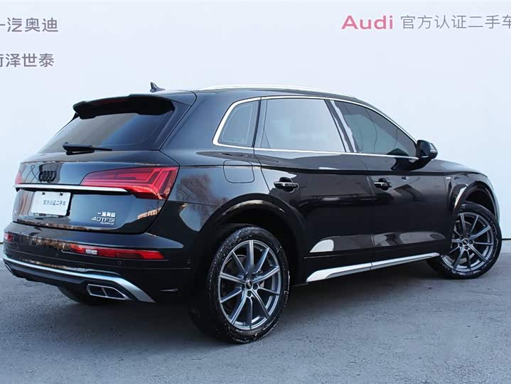 Фото 3 - Audi Q5L
