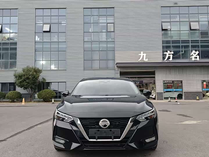 Фото 2 - Nissan Sylphy