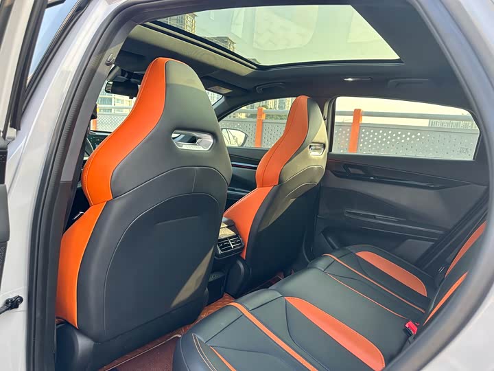 Фото 6 - Changan UNI-V