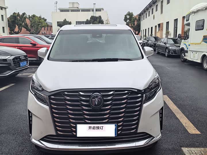 Фото 1 - Buick GL8 ES