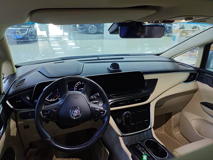 Фото 7 - Buick GL8 ES