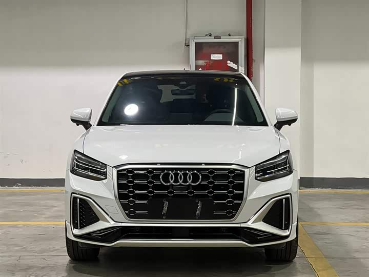 Фото 2 - Audi Q2L
