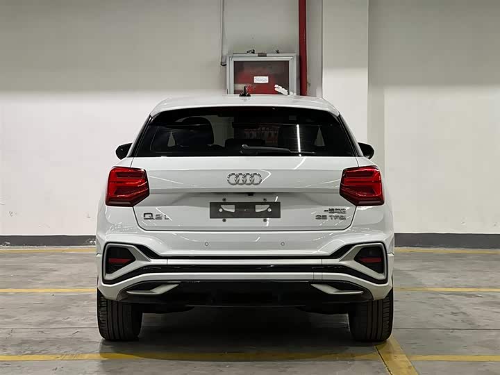 Фото 6 - Audi Q2L
