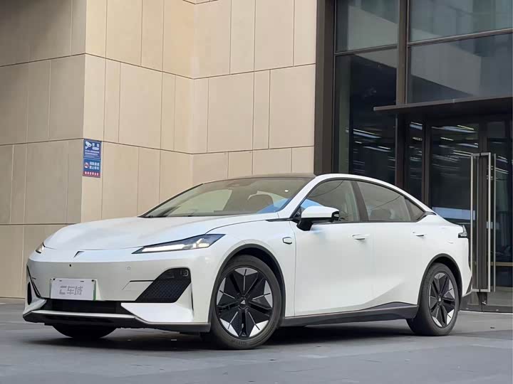 Фото 2 - Changan Deepal SL03