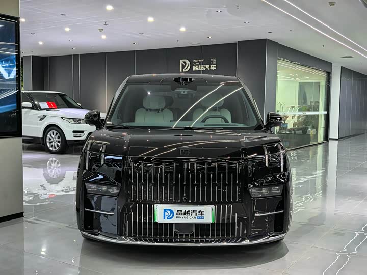 Фото 2 - Zeekr 009