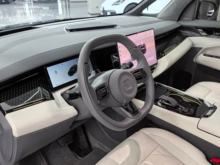 Фото 6 - Zeekr 009