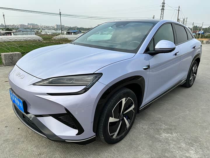 Фото 1 - BYD Sea Lion 07 EV