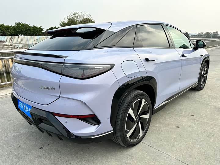 Фото 6 - BYD Sea Lion 07 EV