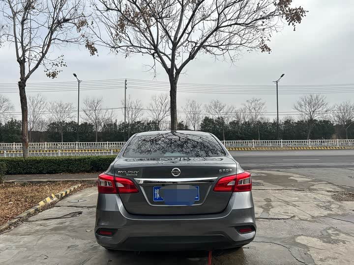 Фото 4 - Nissan Sylphy