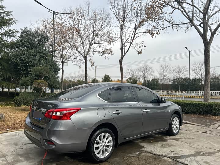 Фото 5 - Nissan Sylphy