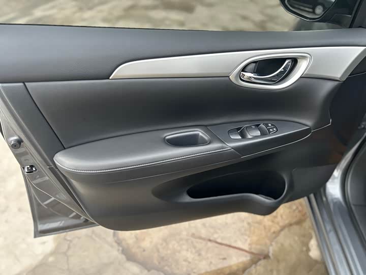 Фото 9 - Nissan Sylphy