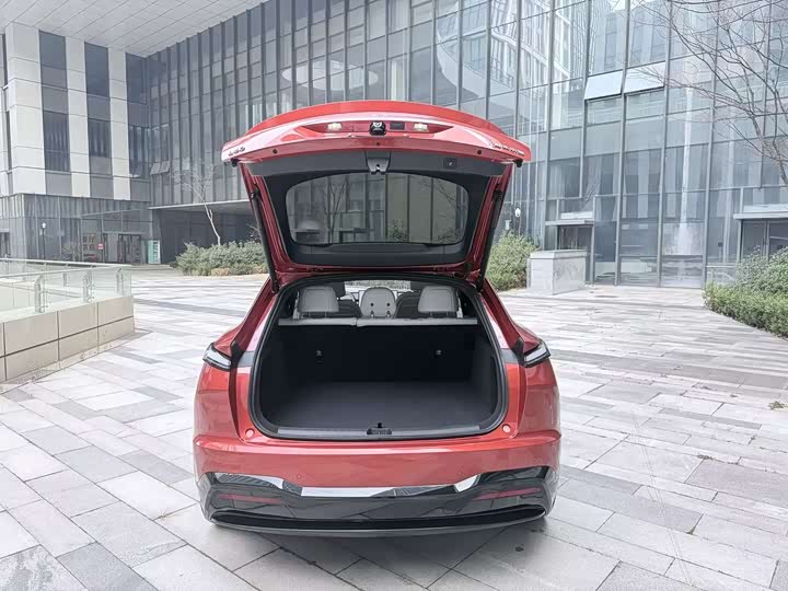 Фото 9 - Nio Onvo L60