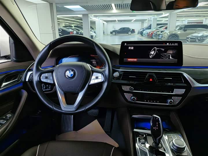 Фото 6 - BMW 5 Series