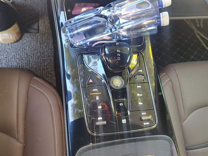 Фото 7 - BYD Han