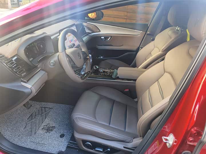 Фото 8 - BYD Han