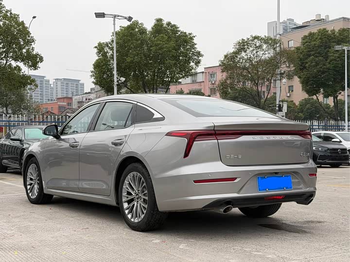 Фото 4 - Bestune B70