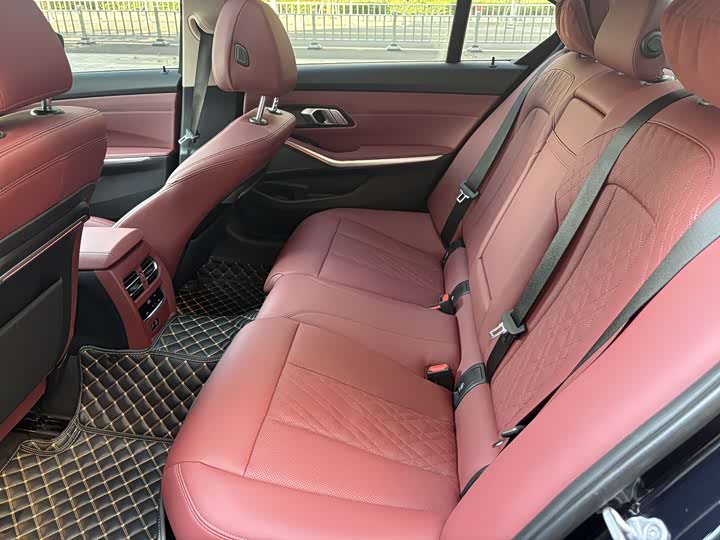 Фото 8 - BMW 3 Series