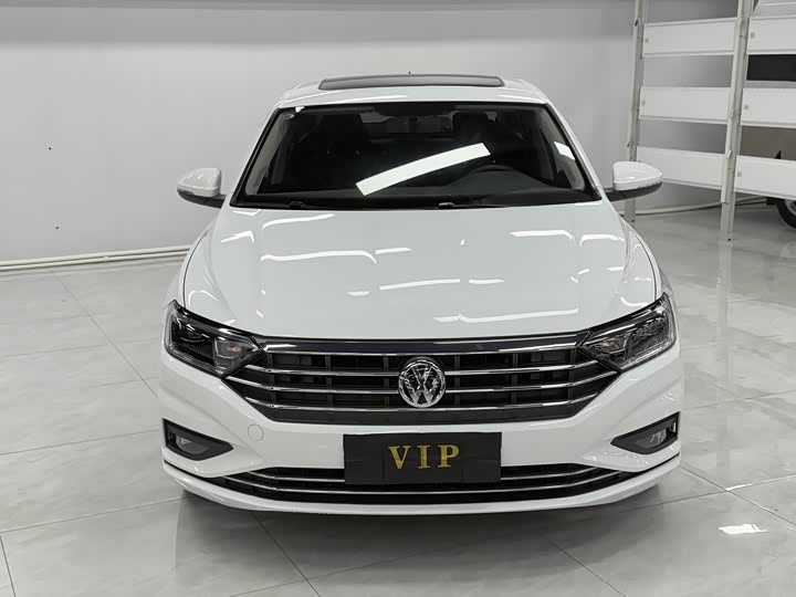 Фото 2 - Volkswagen Sagitar L