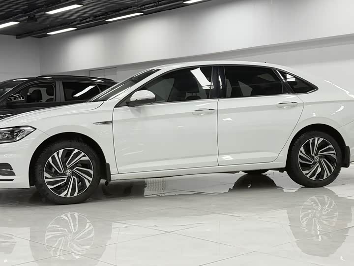 Фото 3 - Volkswagen Sagitar L