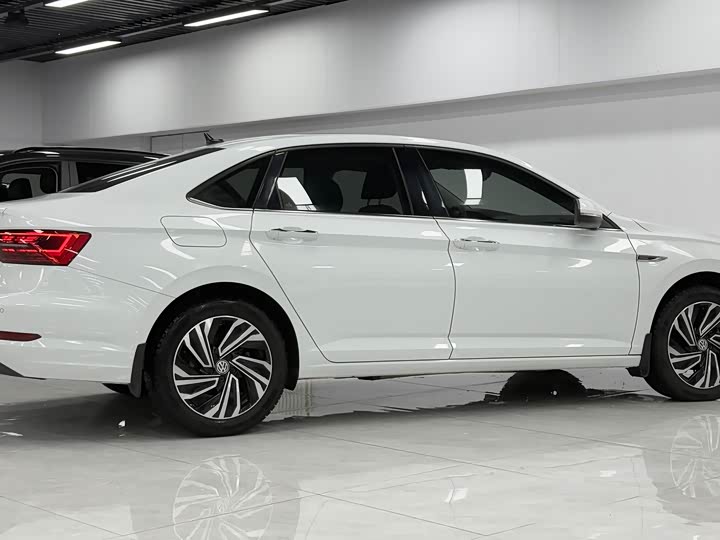 Фото 6 - Volkswagen Sagitar L