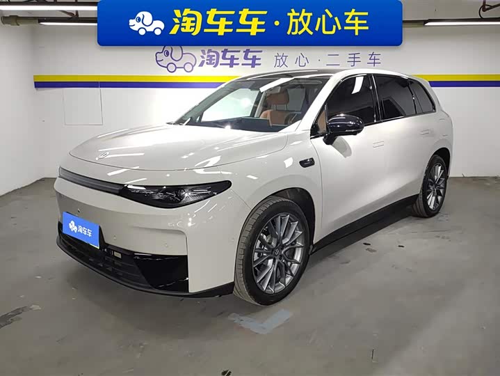 Фото 1 - Leapmotor C10